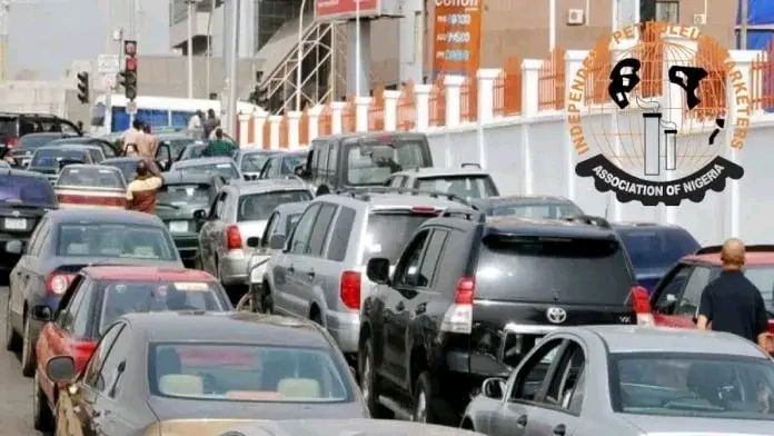 Many commuters and car drivers are concerned as traffic congestion returns in Abuja and five other states causing lengthy line of vehicles