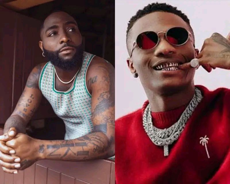 Davido roasts Wizkid, claims his height would make you giggle